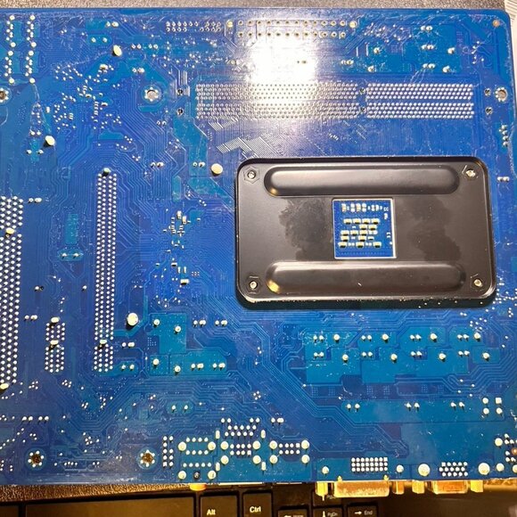 Gigabyte GA-78LMT-S2P AM3+ Socket Motherboard+AMD CPU - Picture 7 of 10